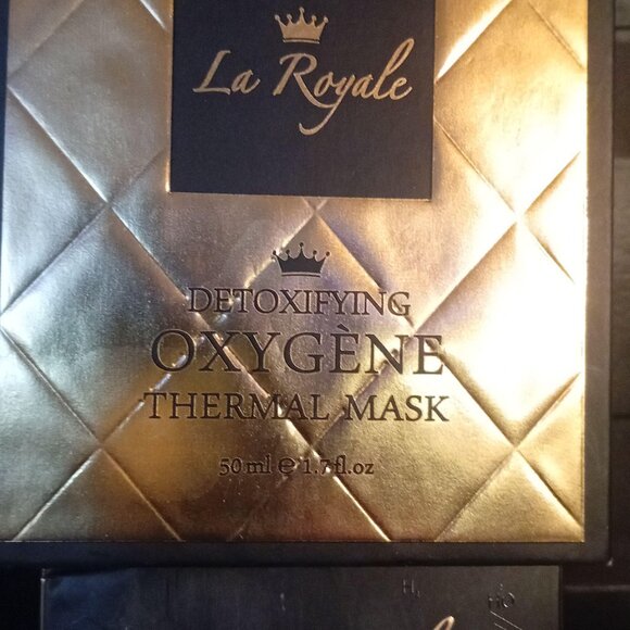 Manny different face creams - Picture 13 of 13